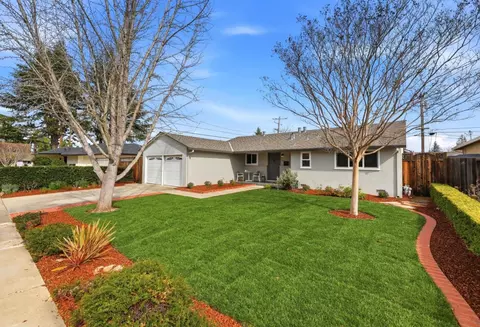 1717 Peartree Ln, Mountain View, CA 94040