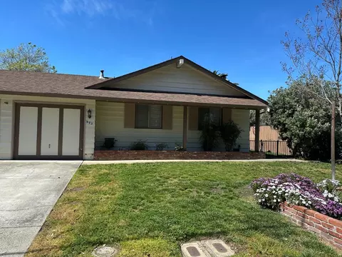 995 Henderson Ave, Sunnyvale, CA 94086