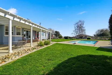 Exterior - 730 Lepa Ct, Gilroy, CA 95020 photo 6 of 11