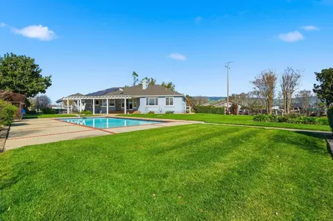 Exterior - 730 Lepa Ct, Gilroy, CA 95020 photo 8 of 11