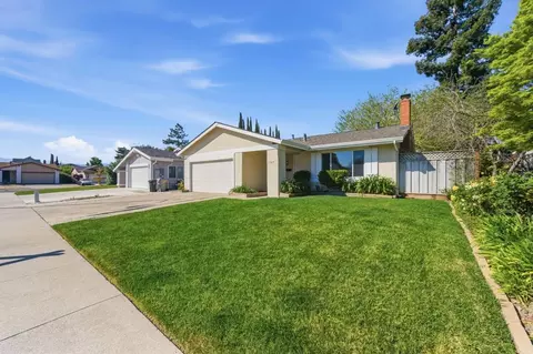 5349 Entrada Oleandros, San Jose, CA 95123