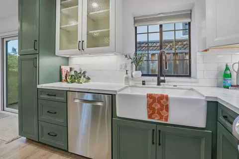 Kitchen - 509 Alta Dr, Aptos, CA 95003 photo 5 of 6