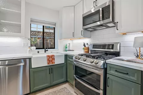 Kitchen - 509 Alta Dr, Aptos, CA 95003 photo 4 of 6