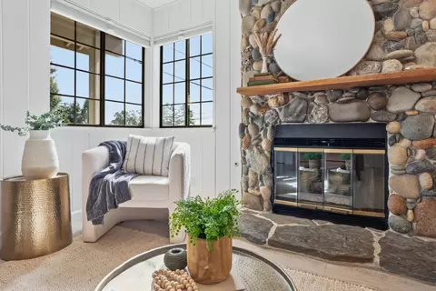 Living - 509 Alta Dr, Aptos, CA 95003 photo 3 of 4