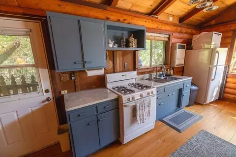 Kitchen - 36865 Dormody Rd 80, Carmel, CA 93923 photo 1 of 4