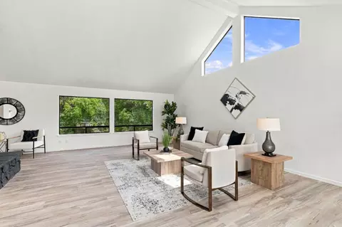 Living - 607 Saint Andrews Dr, Aptos, CA 95003 photo 2 of 5