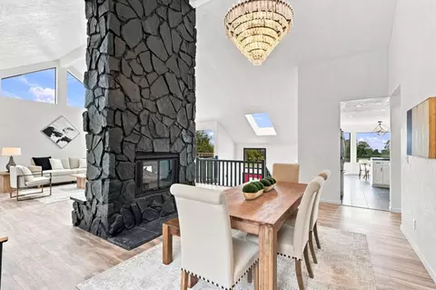 Dining - 607 Saint Andrews Dr, Aptos, CA 95003 photo 4 of 4