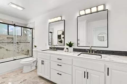 Bath - 607 Saint Andrews Dr, Aptos, CA 95003 photo 1 of 5