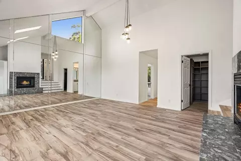Living - 607 Saint Andrews Dr, Aptos, CA 95003 photo 9 of 11