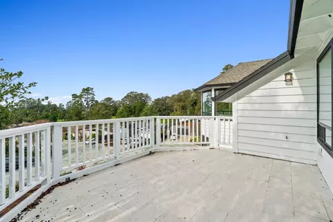 Exterior - 607 Saint Andrews Dr, Aptos, CA 95003 photo 2 of 14