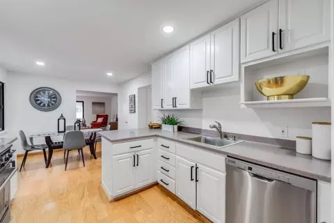Kitchen - 1536 Valdez Way, Pacifica, CA 94044 photo 4 of 4