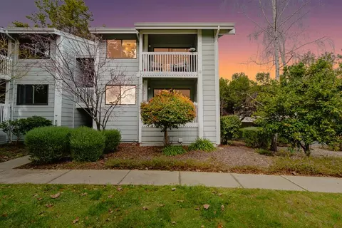 938 Clark Ave 50, Mountain View, CA 94040