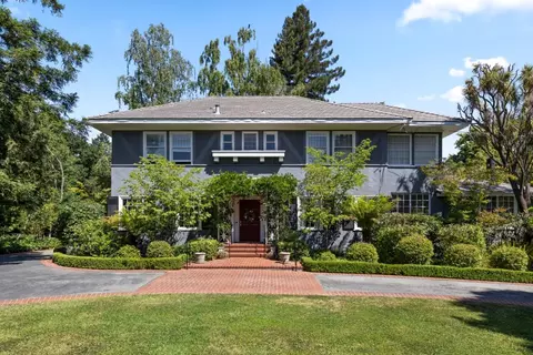 124 W Poplar Ave, San Mateo, CA 94402
