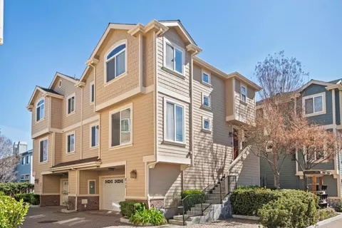 817 Lippert Pl, Santa Clara, CA 95050