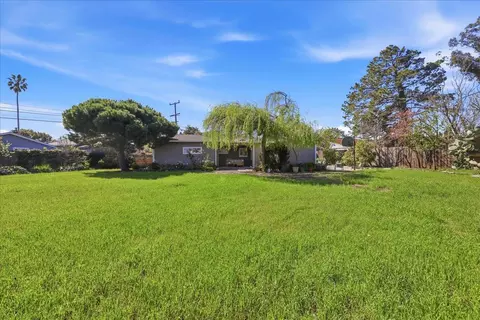 609 Gloria Ct, San Mateo, CA 94401