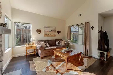 Other - 724 Wisteria Dr, Gilroy, CA 95020 photo 2 of 8