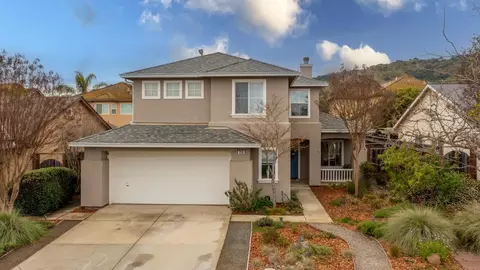 Exterior - 724 Wisteria Dr, Gilroy, CA 95020 photo 2 of 10