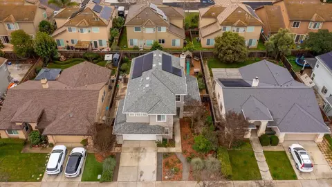 View/Area - 724 Wisteria Dr, Gilroy, CA 95020 photo 6 of 8