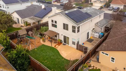 View/Area - 724 Wisteria Dr, Gilroy, CA 95020 photo 1 of 8
