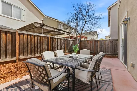 Exterior - 170 Sturla Way, Gilroy, CA 95020 photo 5 of 9