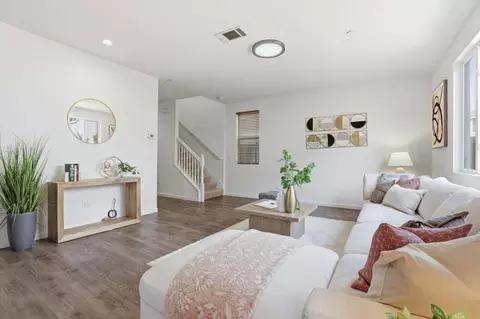 Living - 170 Sturla Way, Gilroy, CA 95020 photo 3 of 3