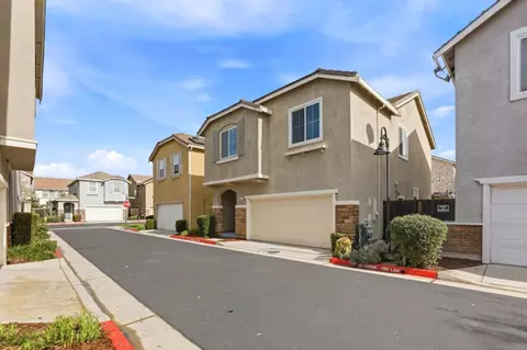Exterior - 170 Sturla Way, Gilroy, CA 95020 photo 3 of 9