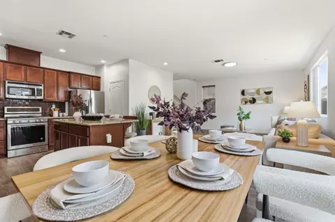 Dining - 170 Sturla Way, Gilroy, CA 95020 photo 2 of 2