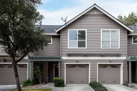426 Hillwood Ct 303, Mountain View, CA 94040