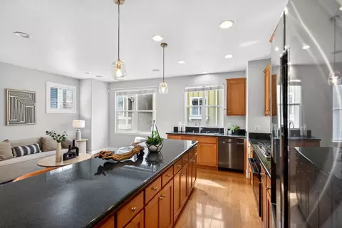 Kitchen - 11512 Murano Cir, Cupertino, CA 95014 photo 4 of 5
