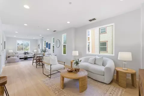 247 Peppermint Tree Ter 5, Sunnyvale, CA 94086