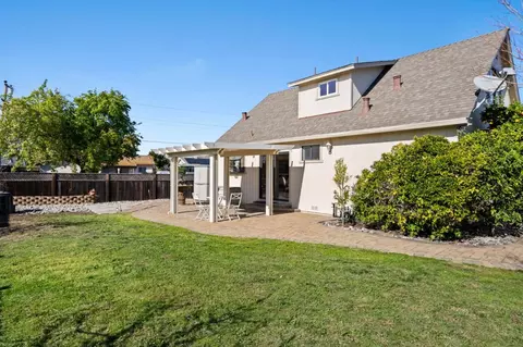 Exterior - 6252 Bennington Dr, Newark, CA 94560 photo 5 of 8