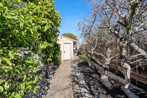 Exterior - 6252 Bennington Dr, Newark, CA 94560 photo 7 of 8