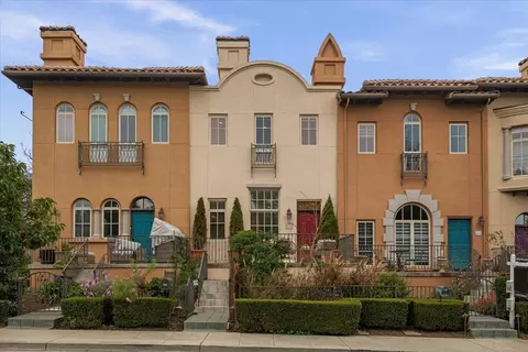 486 Gabilan St, Los Altos, CA 94022