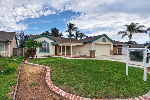 2430 Valley View Rd, Hollister, CA 95023