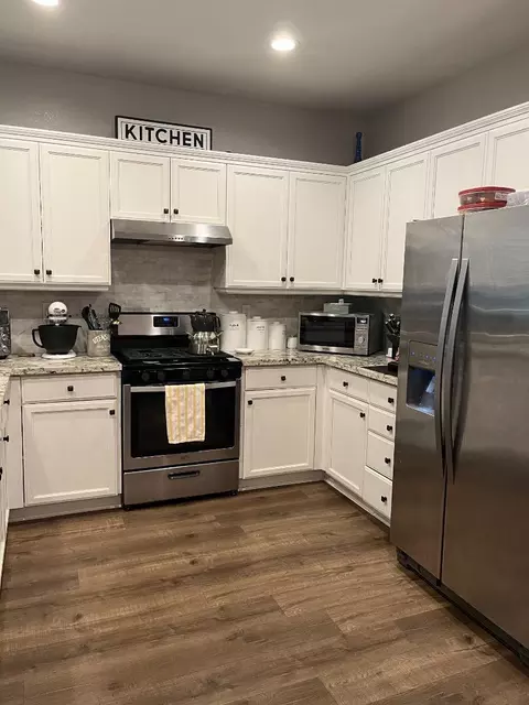 Kitchen - 4184 Ivory Ln, Turlock, CA 95382 photo 1 of 1