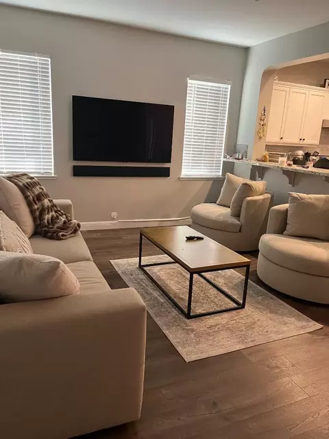 Living - 4184 Ivory Ln, Turlock, CA 95382 photo 2 of 2