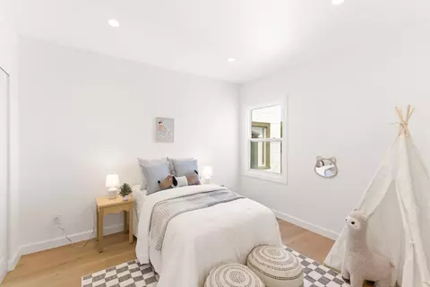 Bedroom - 546 33rd Ave, San Francisco, CA 94121 photo 3 of 9