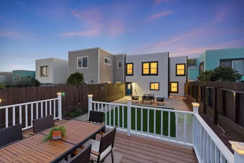 Exterior - 546 33rd Ave, San Francisco, CA 94121 photo 11 of 16