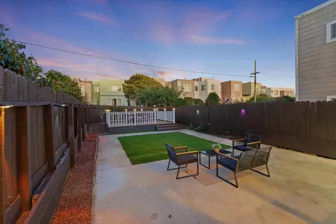 Exterior - 546 33rd Ave, San Francisco, CA 94121 photo 14 of 16