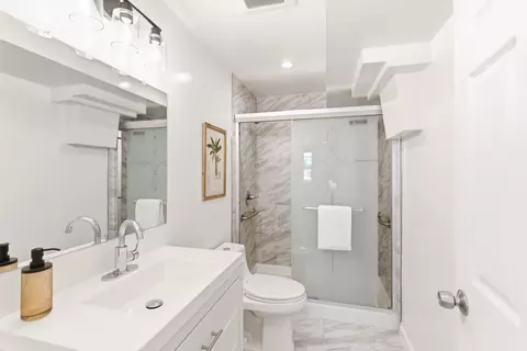Bath - 546 33rd Ave, San Francisco, CA 94121 photo 6 of 6