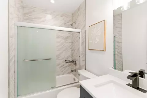 Bath - 546 33rd Ave, San Francisco, CA 94121 photo 1 of 6