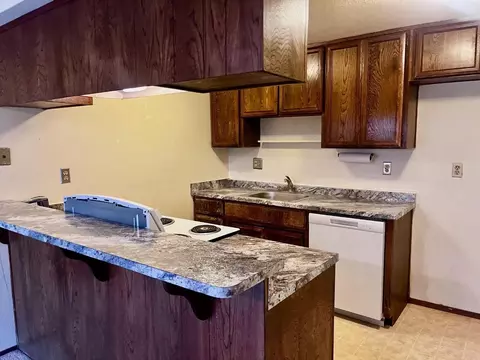 Kitchen - 3312 Jayanne Way, Carmichael, CA 95608 photo 2 of 5
