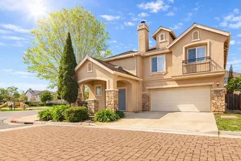 1849 Bradbury St, Salinas, CA 93906