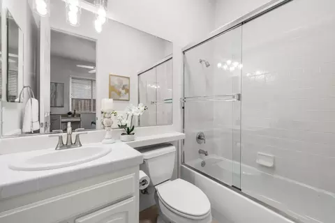 Bath - 3916 Lighthouse Pl, Discovery Bay, CA 94505 photo 2 of 4