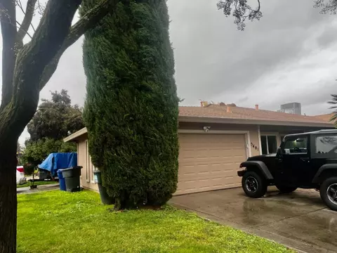 Exterior - 3332 Jayanne Way, Carmichael, CA 95608 photo 3 of 6