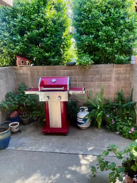 Exterior - 3332 Jayanne Way, Carmichael, CA 95608 photo 6 of 6