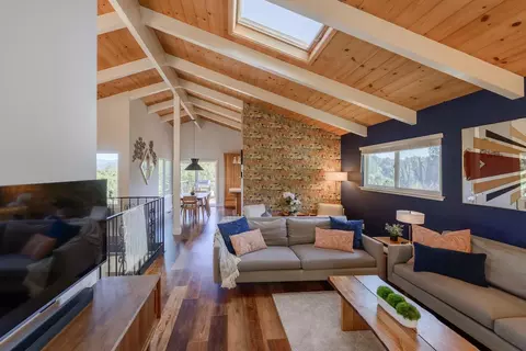 230 Miraflores Rd, Scotts Valley, CA 95066