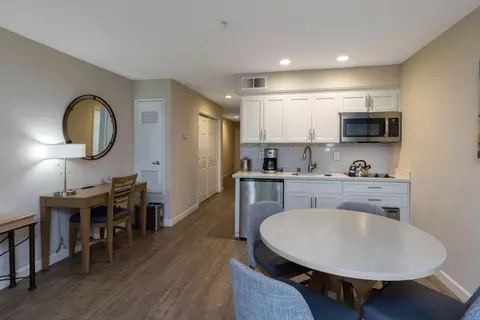 Dining - 117 Seascape Resort Dr, Aptos, CA 95003 photo 1 of 2