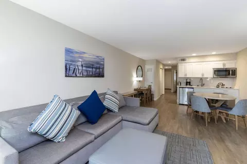 Living - 117 Seascape Resort Dr, Aptos, CA 95003 photo 2 of 2