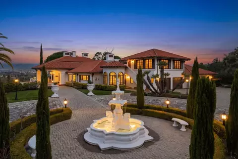 5770 Harwood Rd, Los Gatos, CA 95032